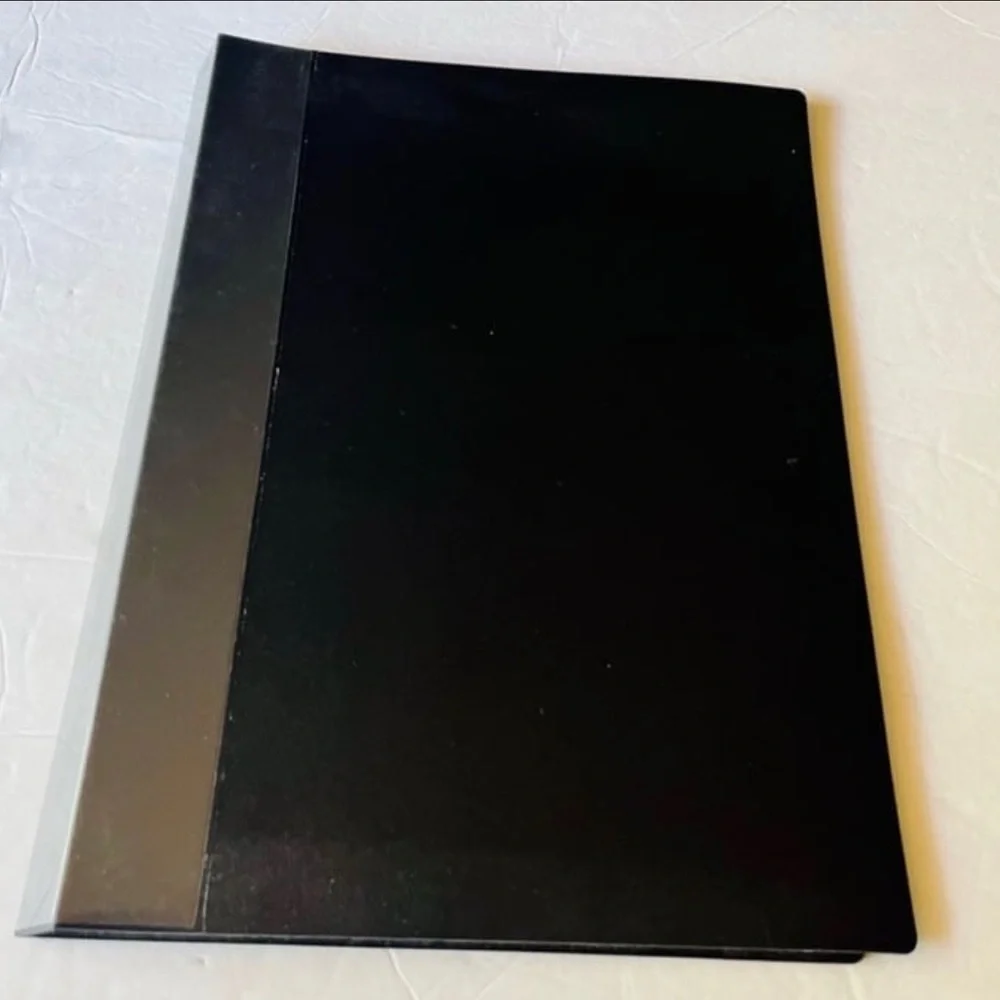 CARD HOLDER/BINDER (HOLDS 200+ CARDS) (VINTAGE) (BUSINESS/BASEBALL CARDS)